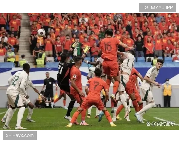 足球盛宴点燃全球热情：顶级杯赛直播引爆球迷观赛热潮